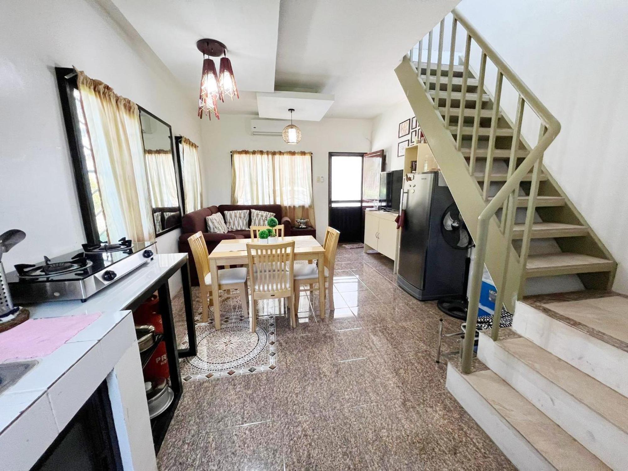 Beach Resorts Walking Distance To The Town House Davao Luaran gambar